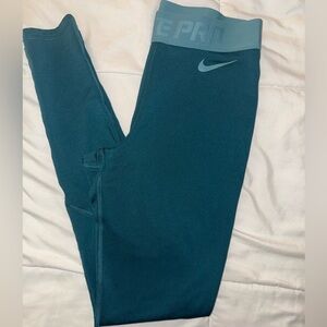 Woman’s Nike Pro Dri-fit Leggings. Size XS.